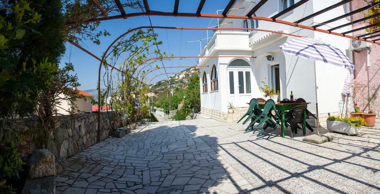 Apartment Kata Sveti Juraj Exterior foto